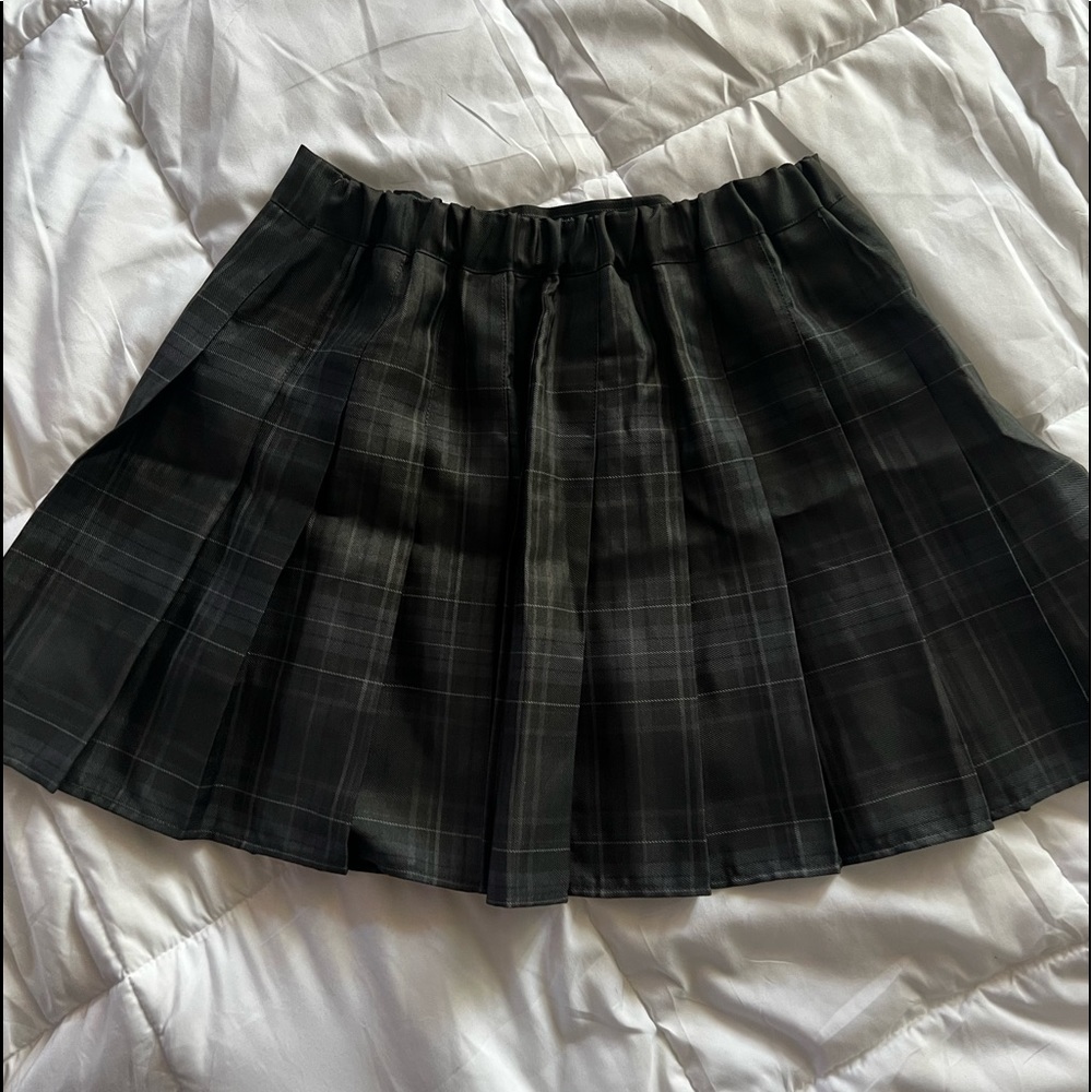 Sangtree skirt color dark gray